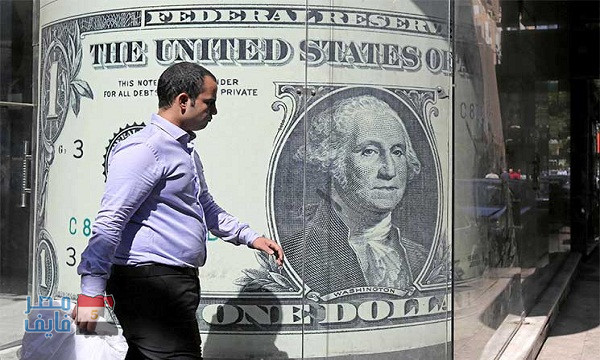الدولار يواصل صعوده على حساب الجنيه بالسوق السوداء والتعاملات البنكية مقترباً من الـ 18 جنيهاً للمرة الأولى بـ 2018