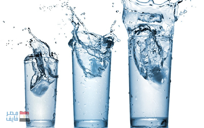 3 أوقات أساسية تشرب فيها الماء يوميًا لتفتيت الدهون
