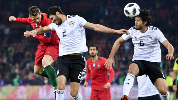 كريستيانو رونالدو يسخر من “مدحت شلبي” بعد نهاية مباراة مصر والبرتغال