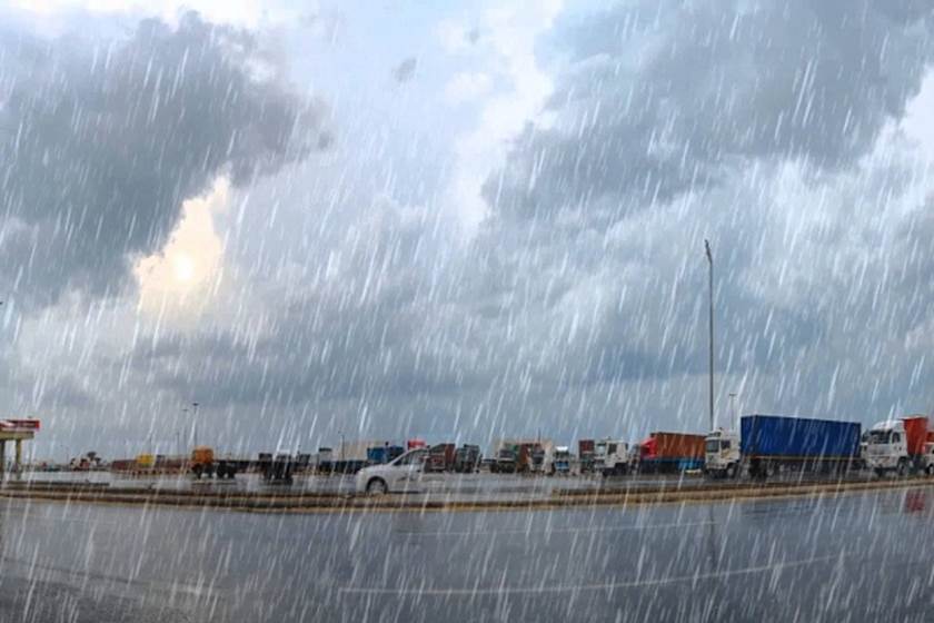 الأرصاد الجوية تكشف مفاجآت غير متوقعة في حالة الطقس الأيام القادمة “أمطار رعدية وسيول” وتوجه رسالة إلى المسئولين