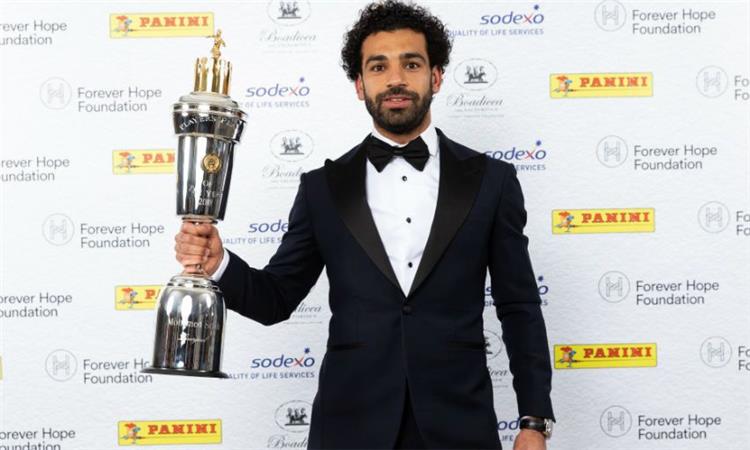 محمد صلاح يتوج بجائزة أفضل لاعب هذا العام