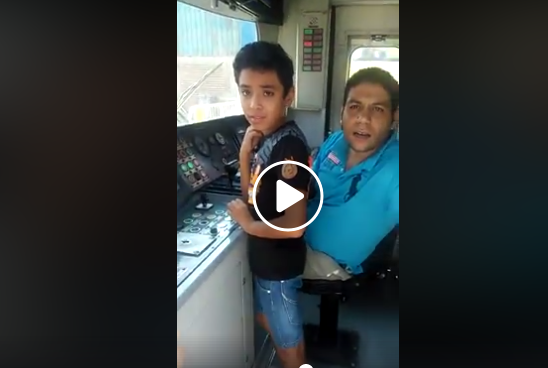 فيديو صادم وعلى طريقة ” خلي حمادة يلعب”.. سائق مترو يصطحب طفله داخل كابينة القيادة