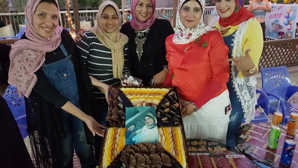 “عبد الحميد أتخلع”.. سيدة تنظم أول “حفل خلع” في مصر بعد إنفصالها عن زوجها !