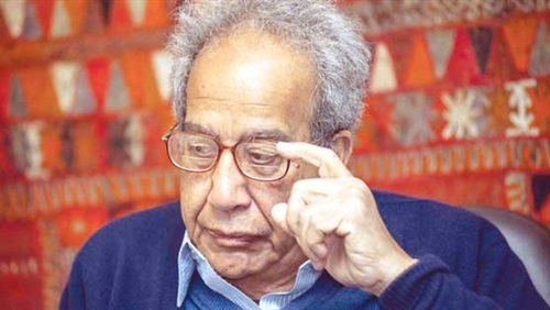 عاجل.. وفاة الكاتب الشهير صاحب كتاب «ماذا يحدث في مصر».. إليكم التفاصيل