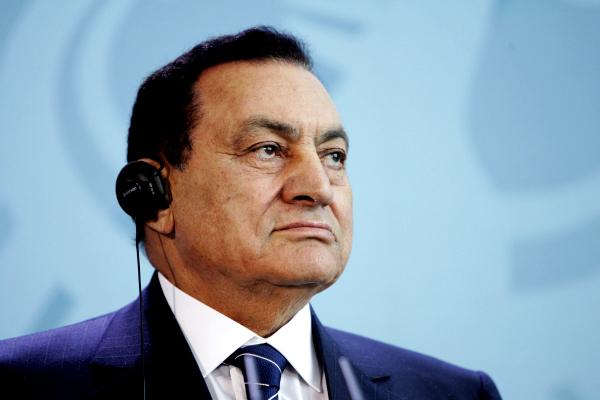 أول تعليق من عمرو أديب حول قرار المحكمة التاريخي بشأن “حسني مبارك” منذ قليل !