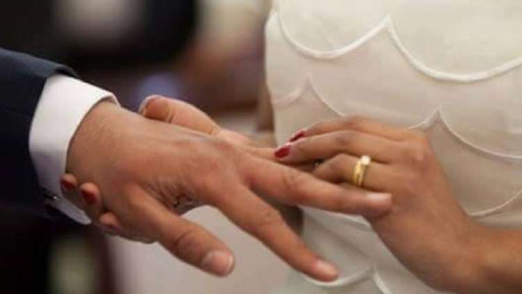 قريبًا في مصر “الزواج الرقمي”.. المأذون سيعقد القران بالتابلت