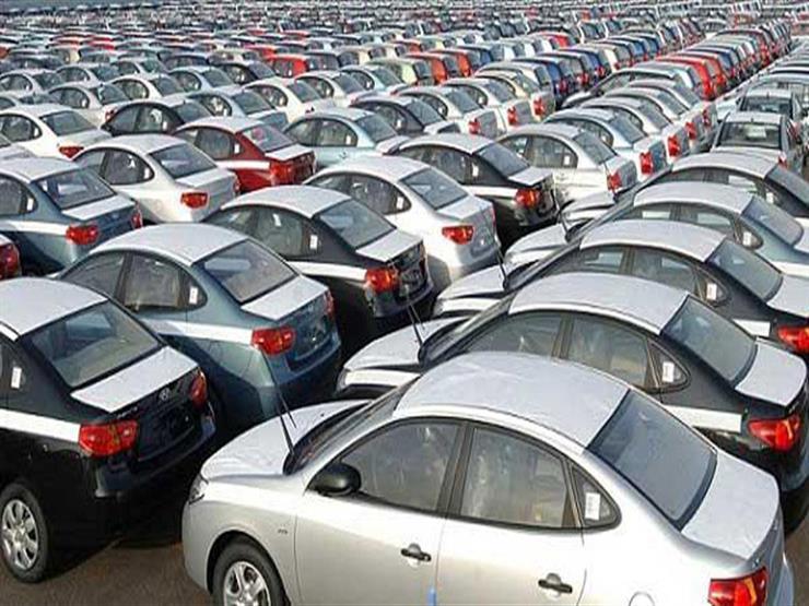 خبير اقتصادي: قرار المالية بإخراج السيارات من “التثبيت الجمركي” يرفع الأسعار من ١٠% إلى ١٥%