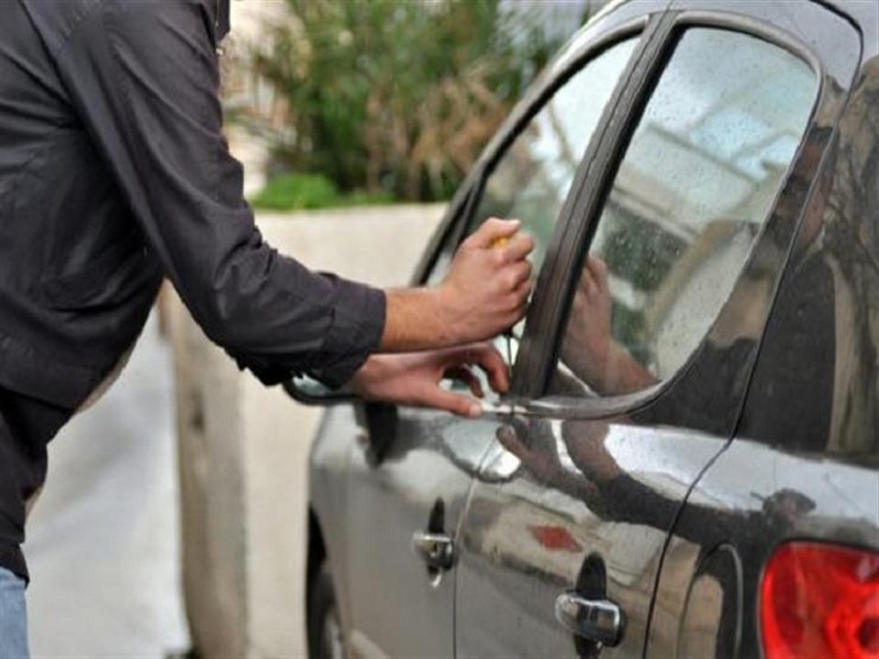 إلقاء القبض على تشكيل عصابي خاص بسرقة السيارات بطريقة المفتاح المصطنع  في القاهرة