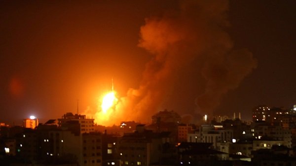 غزة تحت القصف.. ارتفاع عدد الشهداء والمصابين لـ68 فلسطينياً حتى الآن