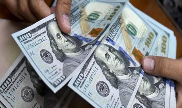 سعر الدولار يتراجع من جديد أمام الجنيه اليوم في البنوك الرسمية