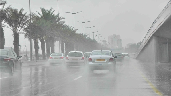 «سحب وأمطار» الأرصاد الجوية تكشف تفاصيل طقس الغد وبيان بالدرجات المتوقعة