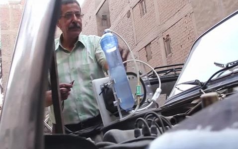 بالفيديو “الآن وداعاً لاستهلاك الوقود” جهاز بصناعة مصرية 100% يوفر أكثر من النصف في استهلاك البنزين وبأقل التكاليف