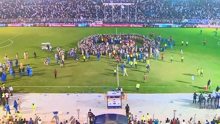 «فين حق الأهلي» هاشتاج جديد يقتحم تويتر ومواقع التواصل الاجتماعي بسبب مباراة الهلال