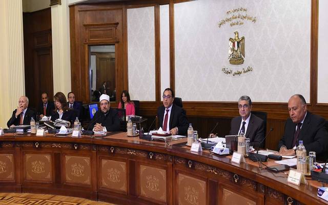 رئيس الوزراء | تمديد تأجيل الدراسة في مصر أسبوعين أخرين بسبب فيروس كورونا الجديد