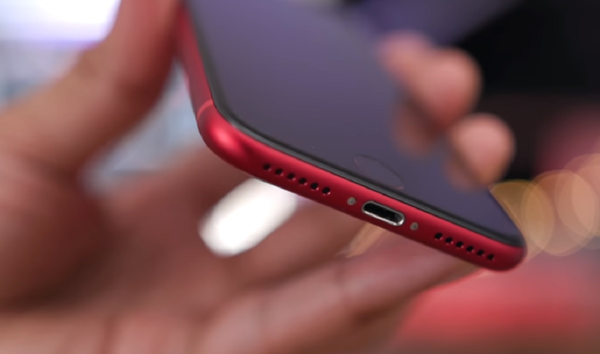 رسميا موعد طرح وسعر iphone SE 2020 المسمى أيضا بـ آيفون 9 ومواصفاته الجديدة