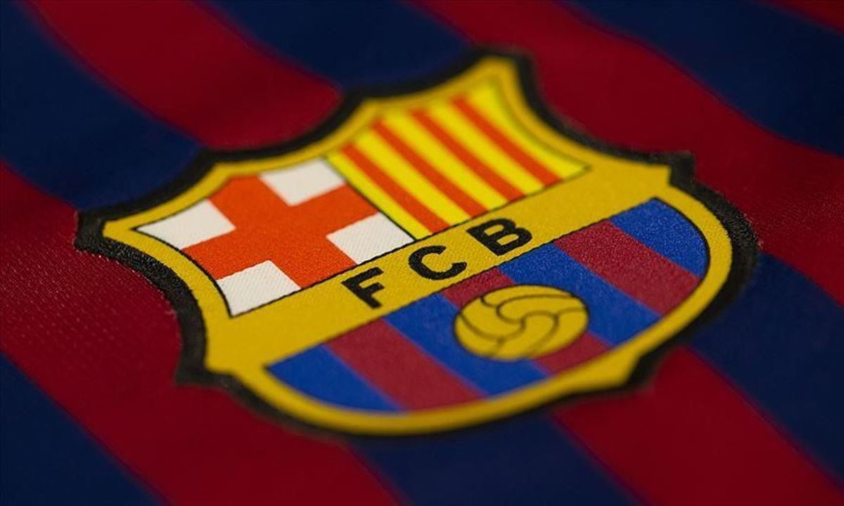 3 لاعبين فقط من برشلونة يقبلون بتخفيض رواتبهم تزامنا مع الأزمة المالية للنادي