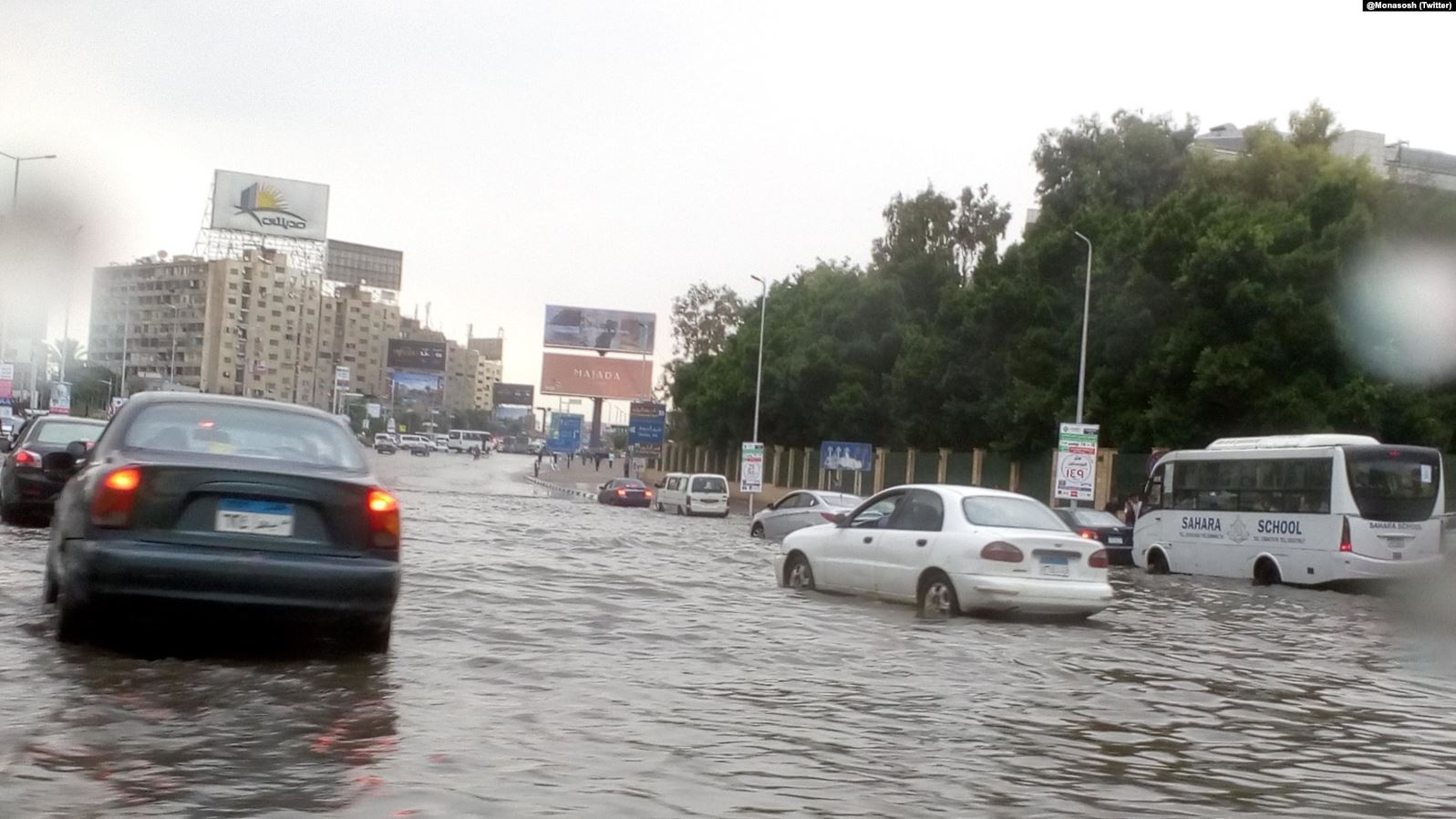 أمطار غزيرة بالإسكندرية و2 مليون متر مكعب أمطار تشهدها المحافظة في 3 ساعات