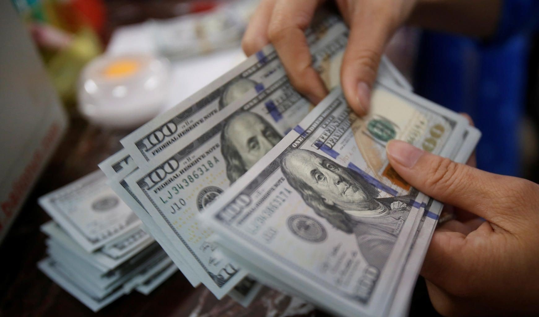 ننشر سعر الدولار الآن في مصر 1 فبراير وأسعار جميع العملات الأجنبية والعربية أمام الجنيه المصري اليوم