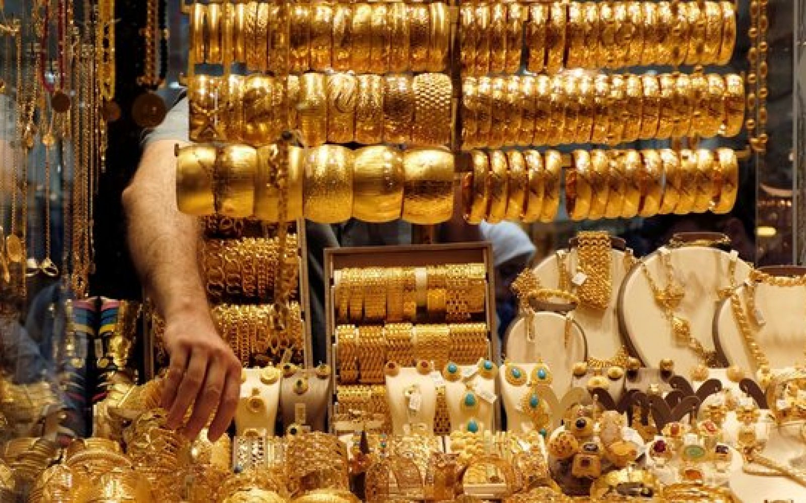 سعر الذهب اليوم يسجل استقرار عند 802 جنيه لعيار 21