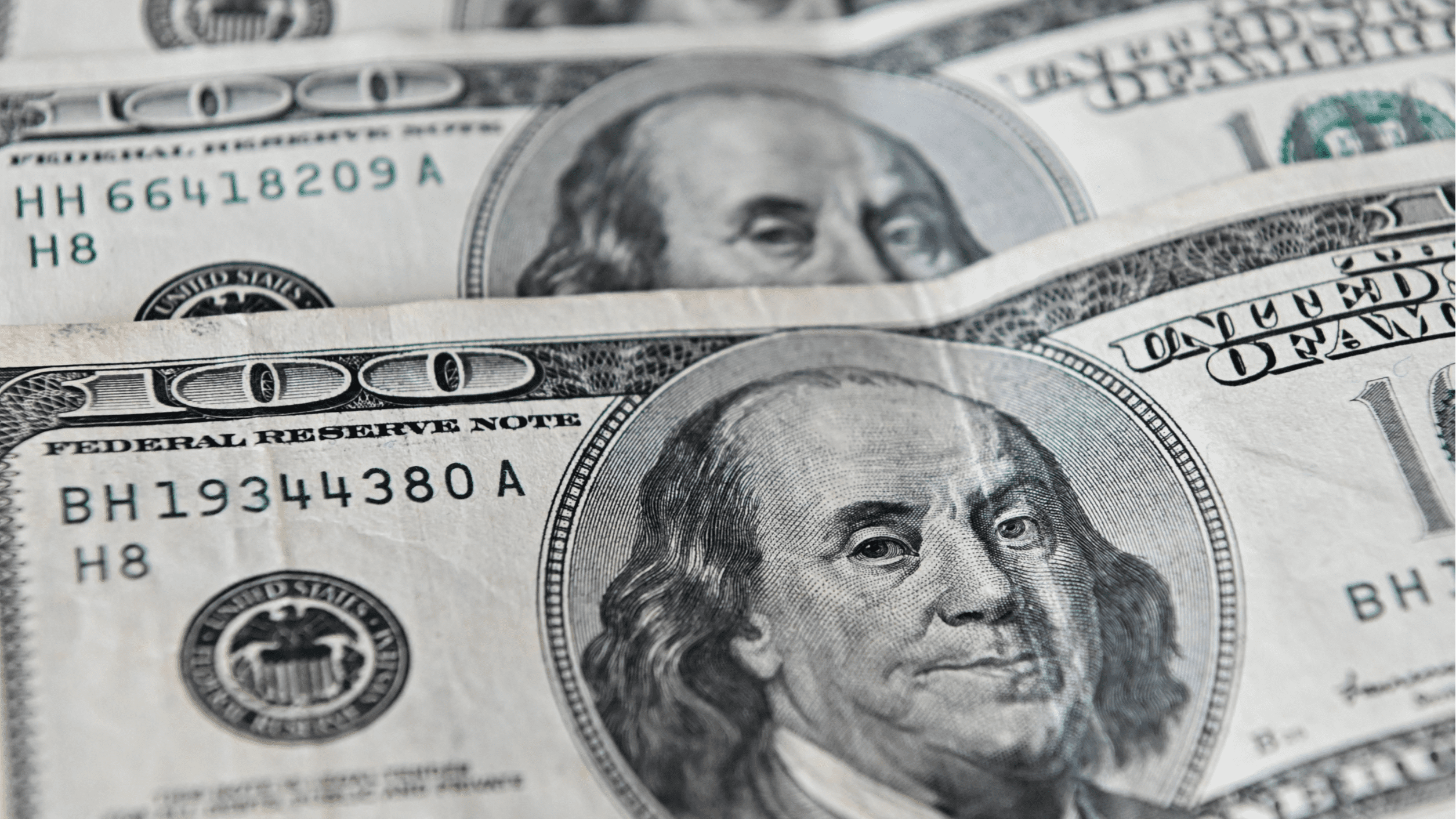 سعر الدولار الأمريكي مقابل الجنيه مع بداية التعاملات اليوم السبت 19 نوفمبر 2022