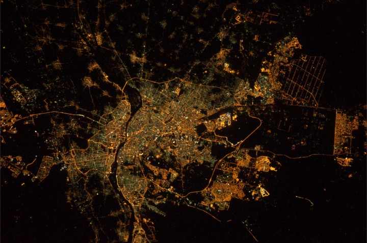 صورة رائعة للقاهرة ليلا ملتقطة من الفضاء